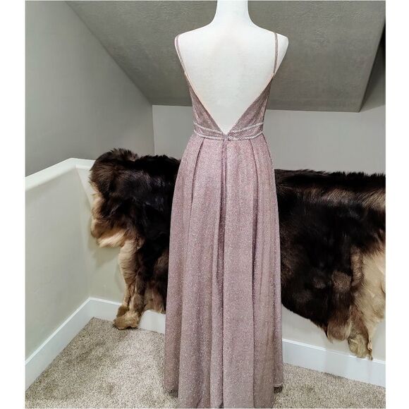 Glamorous Glittering Gown in Soft Pink - Picture 4 of 16